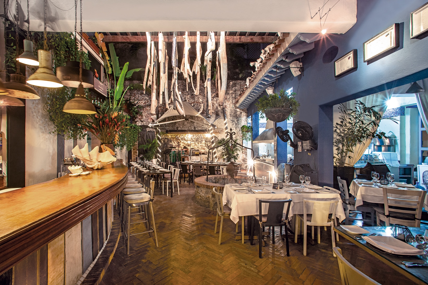 fine dining restaurant interior in colombia 1