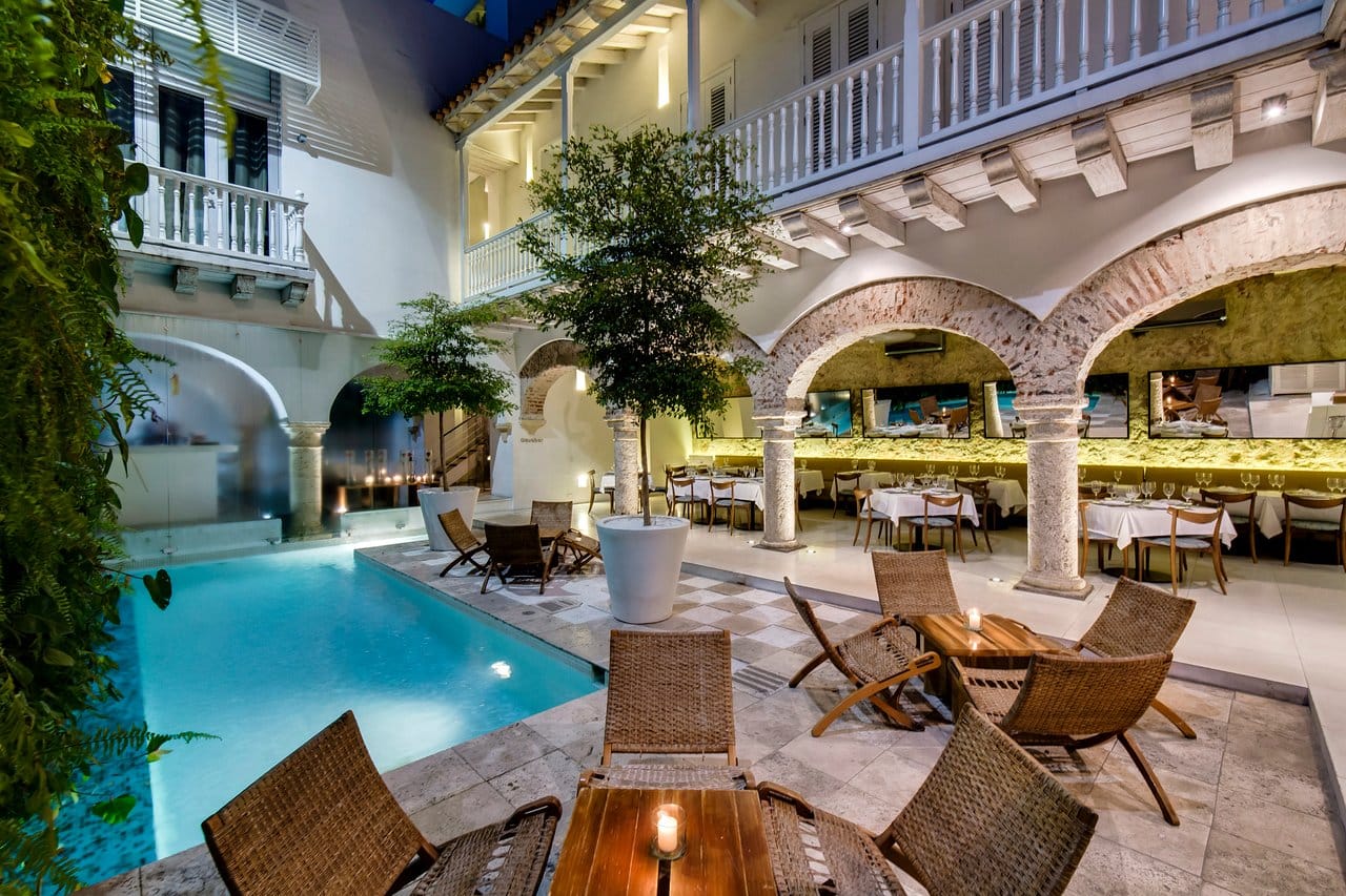 Hotel Nacar, Curio by Hilton